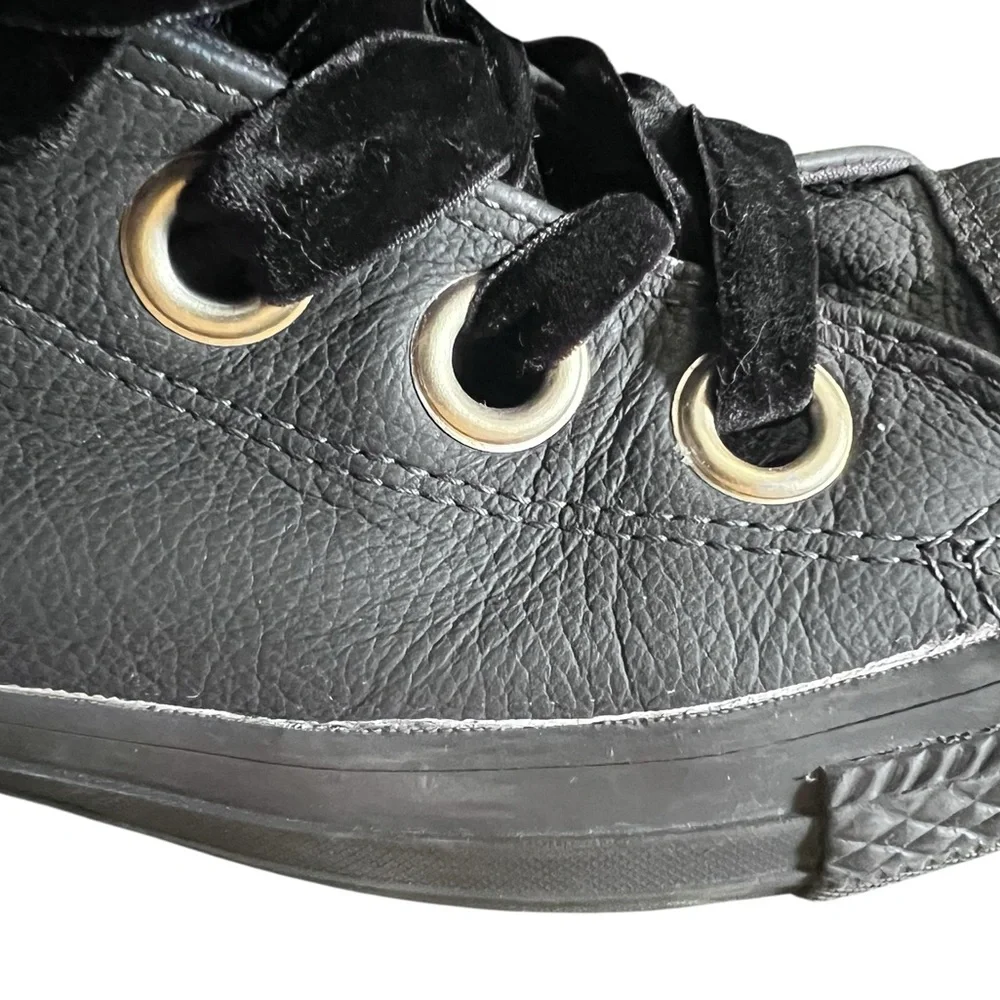 Converse Black Genuine Leather High-Top Gold Logo Sneakers Women 9 EUC - Picture 7 of 9